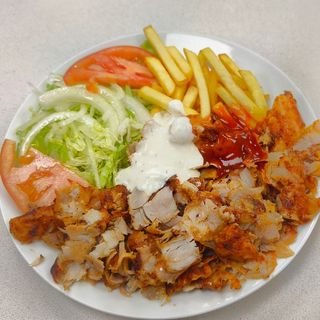 Kebap en Plato con Patatas/Arroz