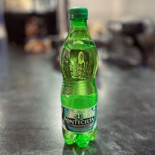 Agua con Gas