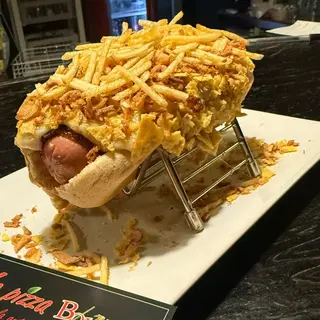 Perrito caliente grande con bacon y mozzarella