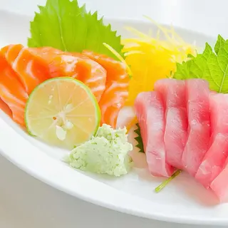 107.  Sashimi atún y salmón (10 Pzs.)