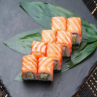 91. Salmón uramaki (8 Pzs.)