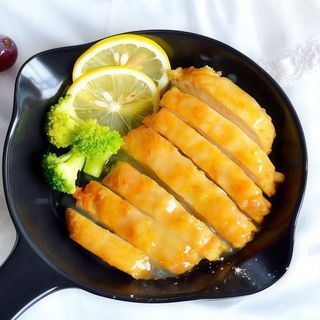 63.  Pollo al limón