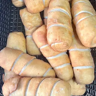 3 Tequeños