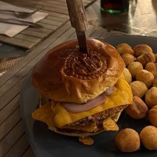 Burger "LA CLÁSICA"