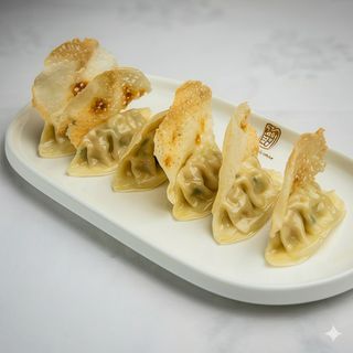 Jiaozi crujiente relleno de pollo y back choi (6uds)
