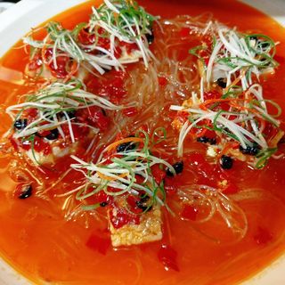Merluza al estilo Chengdu con guindilla encurtida