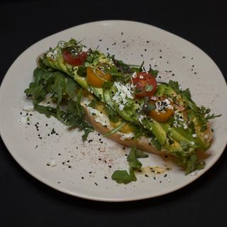 Tostada De Aguacate