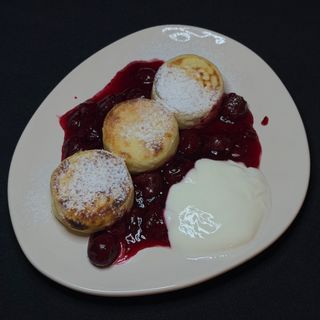 Cherry-Sour Syrniki