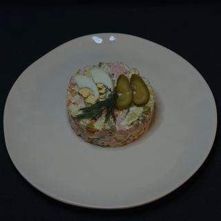 Olivier (ensaladilla de la casa)
