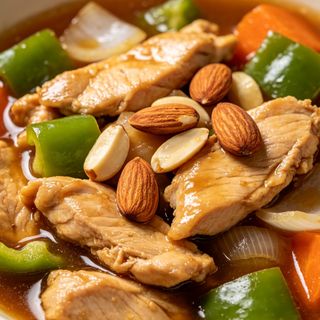 Pollo con Almendra