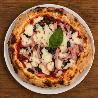 Prosciutto e funghi