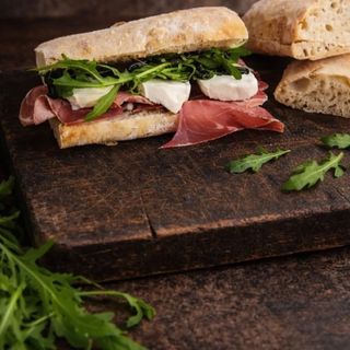 Bocadillo de pollo queso