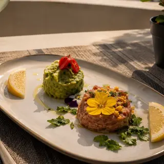 Tartar De Atún Fresco