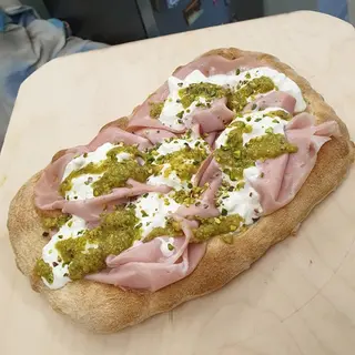 Pizza Delizia