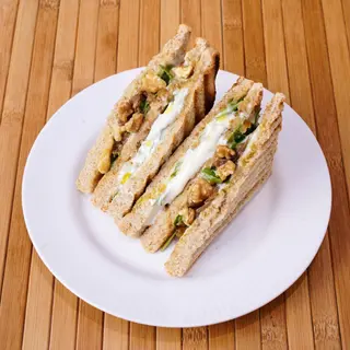 Goat Sandwich