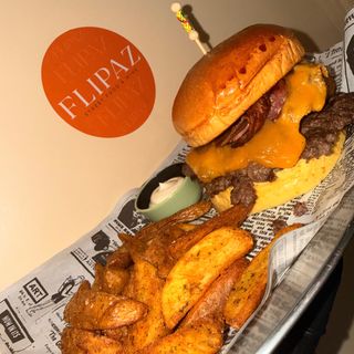 Hamburguesa La Clásica De La Pinto