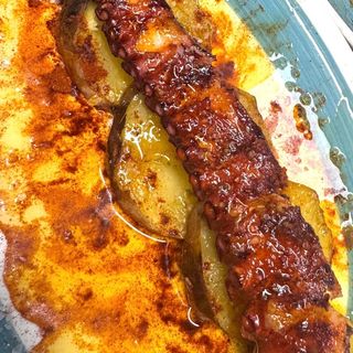 Pulpo a la brasa