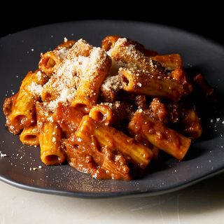 Rigatoni al ragú