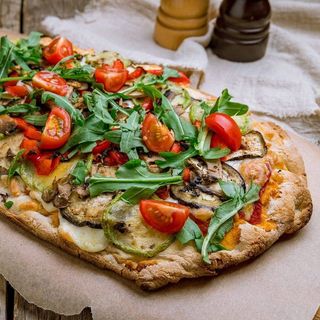 PINSA DE GUANCIALE