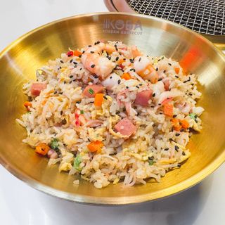 Arroz frito con gambas