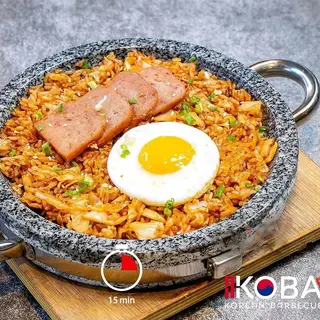 Arroz frito con kimchi