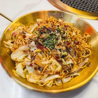 Yakisoba con pollo
