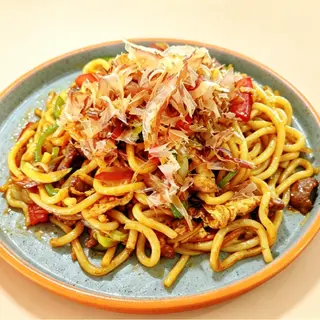 47.Yaki udon con ternera