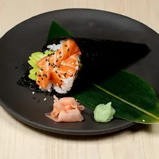 Temaki de Salmón