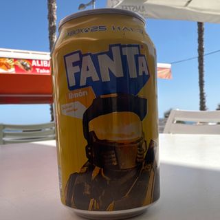 Fanta limón