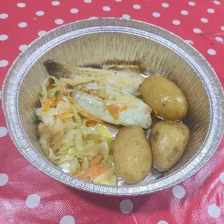 Rustidera de Dorada con Verduritas y patatas
