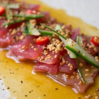 Carpaccio de atún