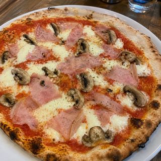 Pizza Prostituto Deluxe