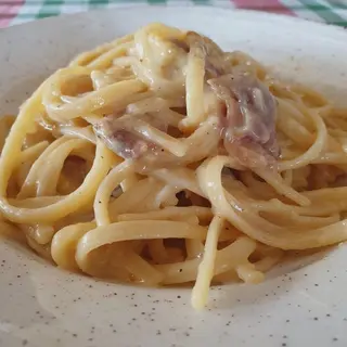 Espaguetis carbonara