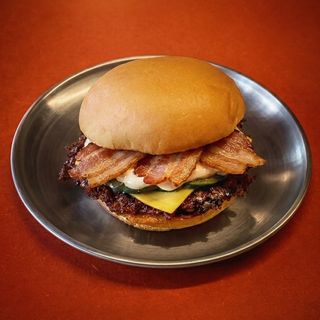 Bacon Wagyu Cheeseburger