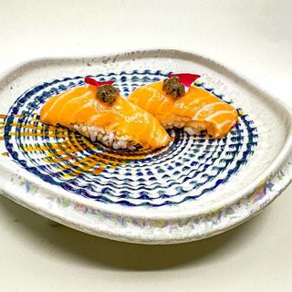 125 Niguiri de salmon Trufado 2ps