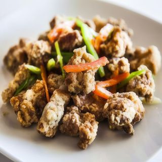 24 Costilla con sal y pimienta