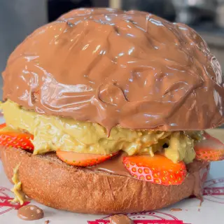 Dubái Chocolate Burger