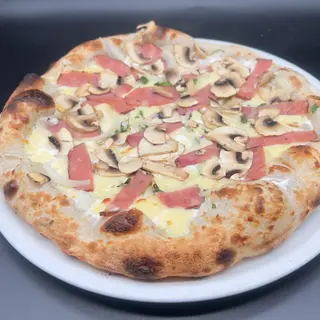 Pizza Carbonara 30 Cm.