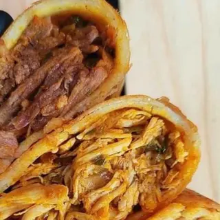Combo 2 Empanadas más 1 una pepsi