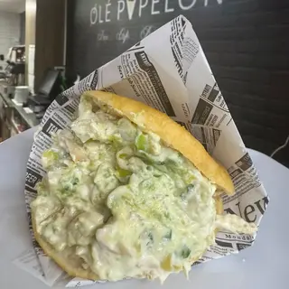 Arepa Reina Pepiada
