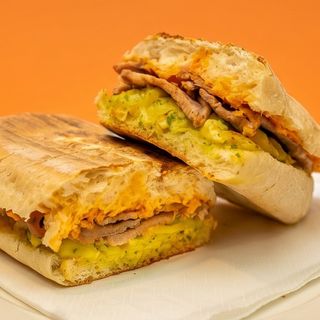 Bocadillo De Ternasco