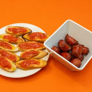Longaniza Y Pan Con Tomate (Ración)