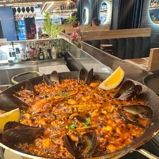 Paella De Mar (Porción Individual)