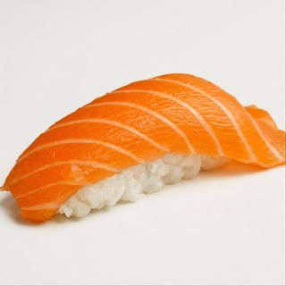 Nigiri De Salmón (2 Uds.)