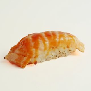 Nigiri De Salmón Flameado (2 Uds.)