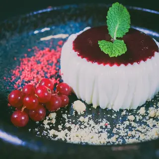 Panna Cotta Ai Frutti Rossi