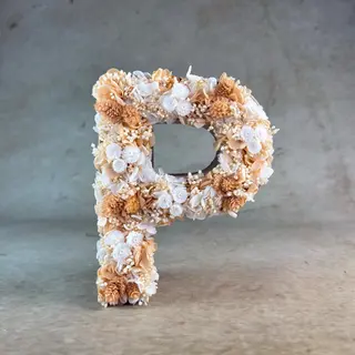 Letra Flores Preservadas "P"