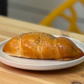 Cachito pechuga de pavo con queso crema