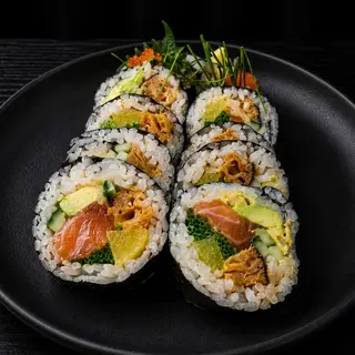 Futomaki De Salmón Y Aguacate