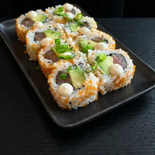 Uramaki Tobiko De Salmón Y Aguacate (8 Uds.)